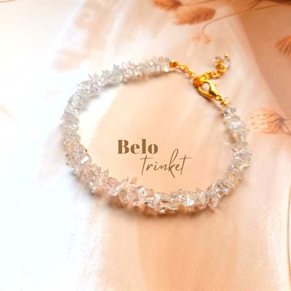 Dainty Golden Minimalist crystal  gemstone Bracelet