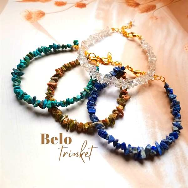 Dainty Golden Minimalist prayer agate  Bracelet