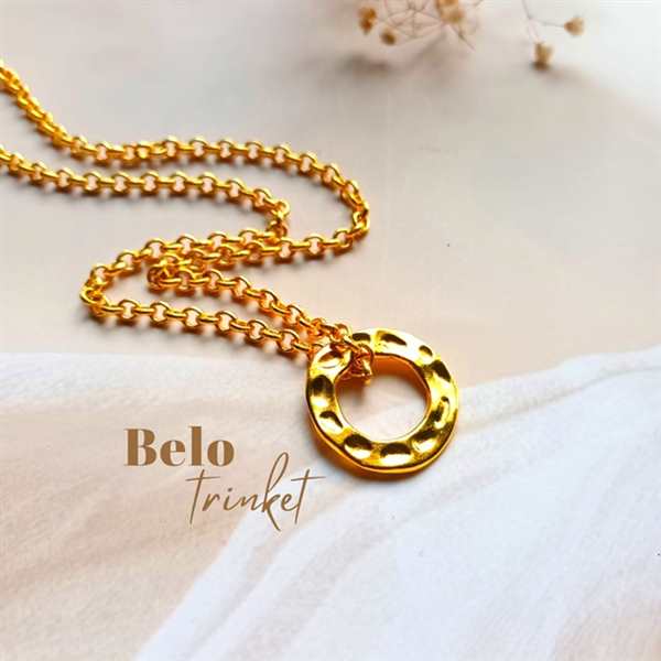 Modern golden circle charm Chain necklace pendant